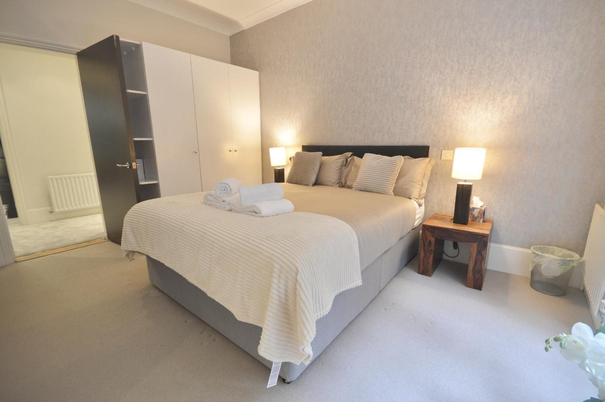 Kensington Apartment, Breakfast, 2 Baths لندن المظهر الخارجي الصورة